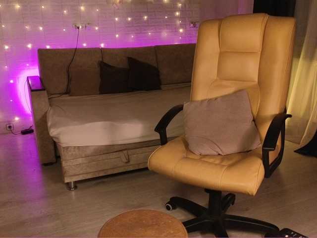 DanaSweet's BongaCams show and profile