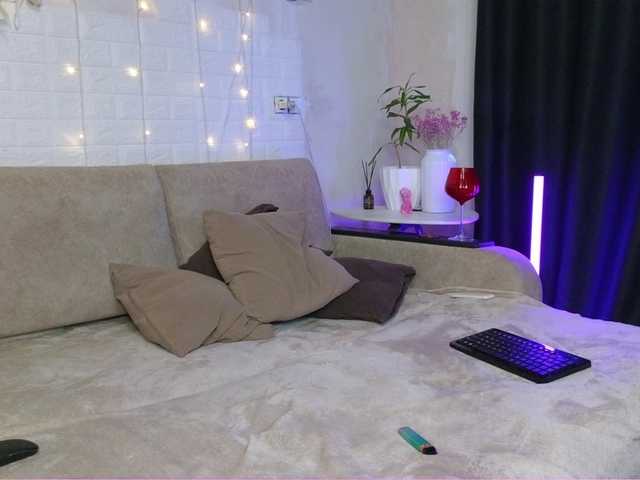 DanaSweet's BongaCams show and profile