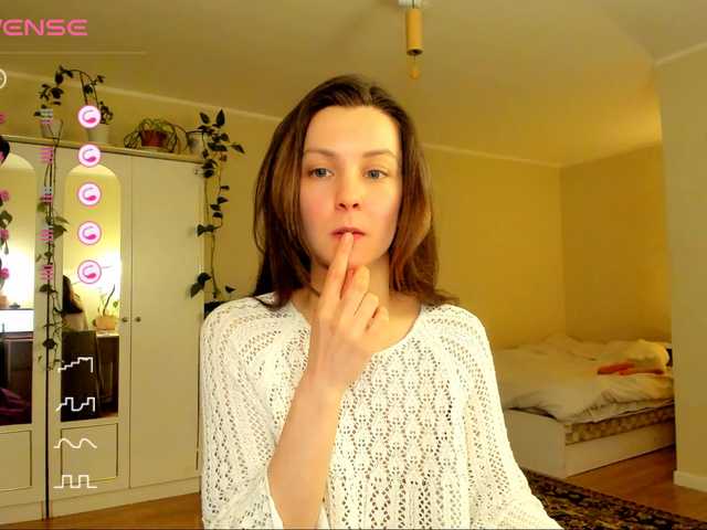 SweetWater's BongaCams show and profile