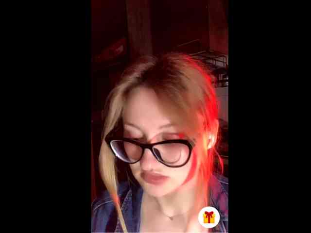 Sunny_Bunny webcam