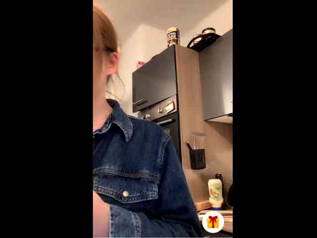 Sunny_Bunny webcam