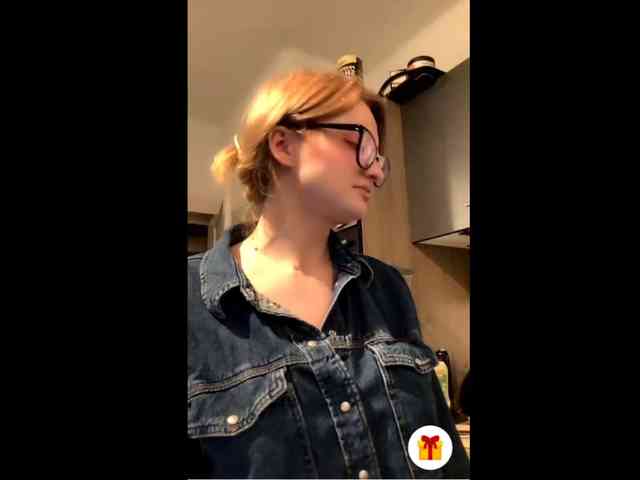 Sunny_Bunny webcam