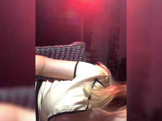 Sunny_Bunny webcam