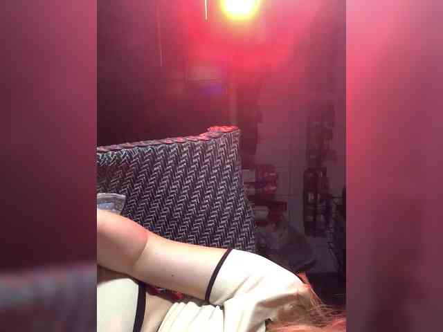 Sunny_Bunny webcam