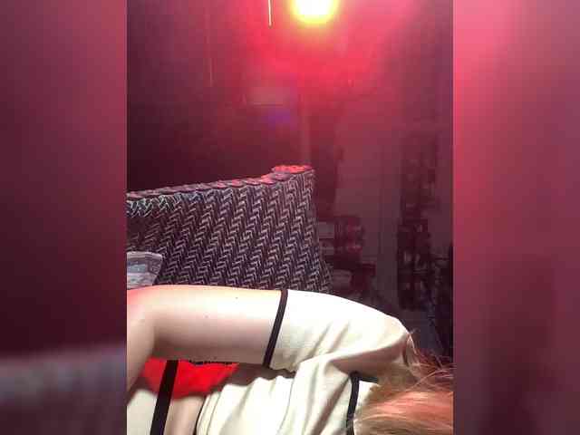 Sunny_Bunny webcam