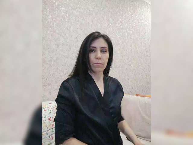 HotyWinter84's BongaCams show and profile