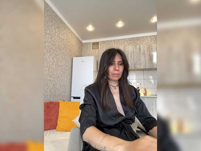 HotyWinter84's BongaCams show and profile