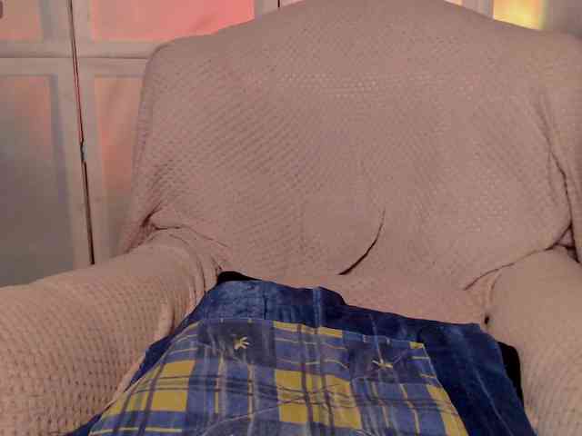 RonniClapps Live Webcam on BongaCams