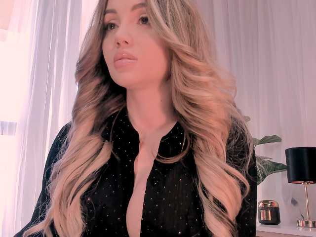 blondebab3's BongaCams show and profile