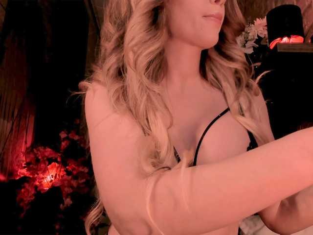 blondebab3's BongaCams show and profile