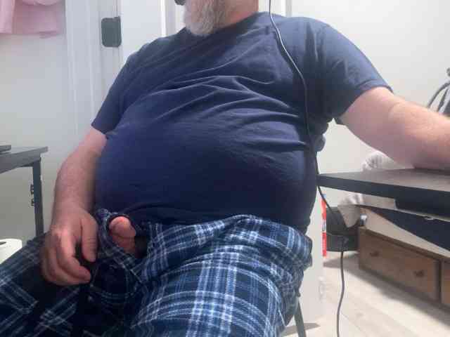 allergictolov Live Webcam on BongaCams