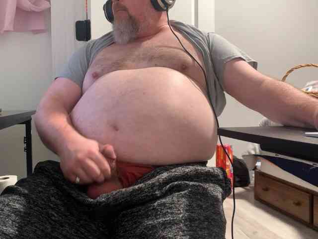 allergictolov Live Webcam on BongaCams