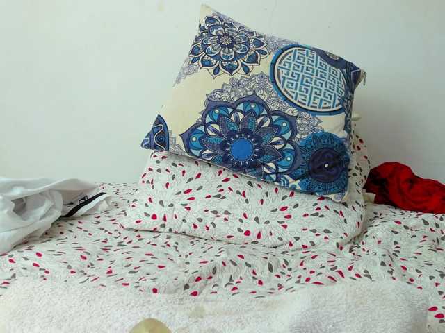 Brianna20's BongaCams show and profile