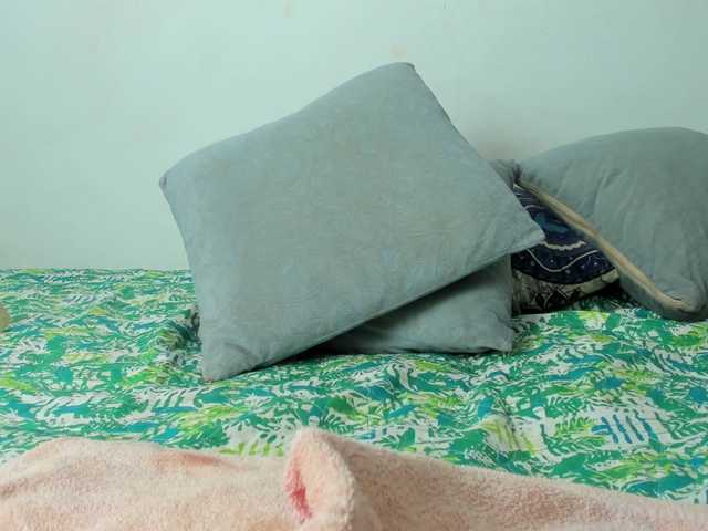 Brianna20's BongaCams show and profile