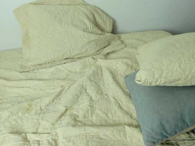 Brianna20's BongaCams show and profile