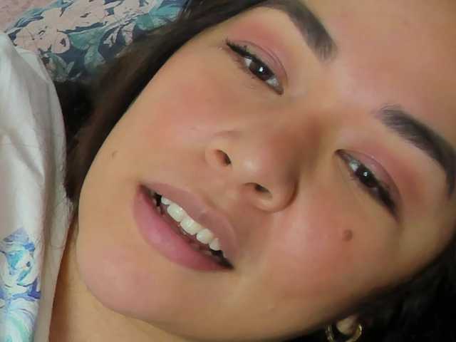 Brianna20's BongaCams show and profile