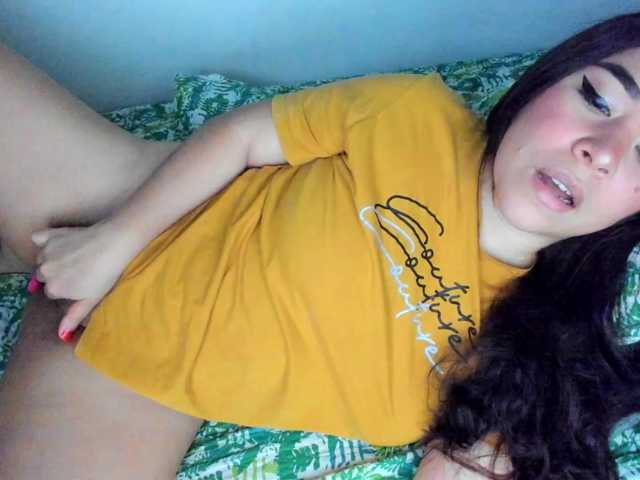 Brianna20's BongaCams show and profile