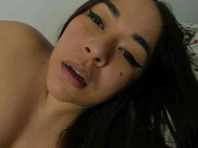 Brianna20 webcam