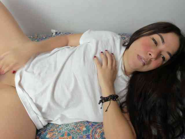 Brianna20 webcam