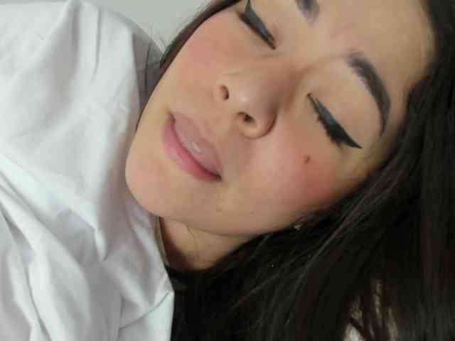 Brianna20 webcam