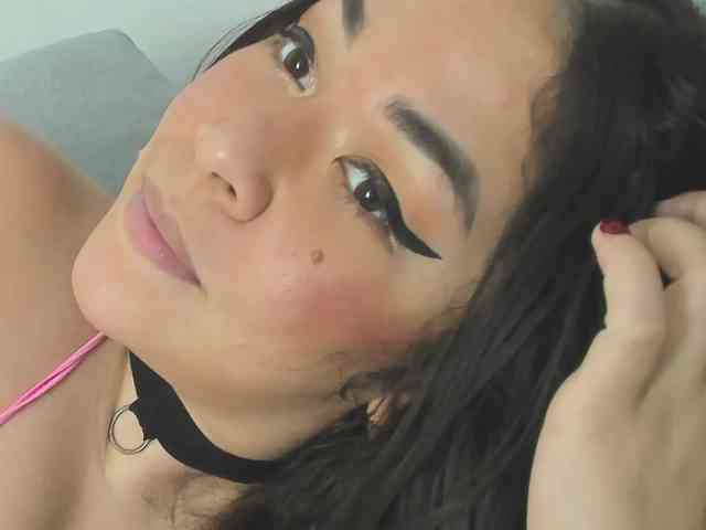 Brianna20 webcam
