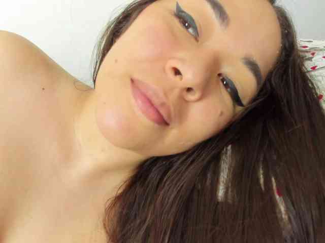 Brianna20 webcam