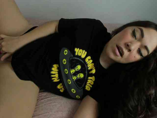 Brianna20 webcam