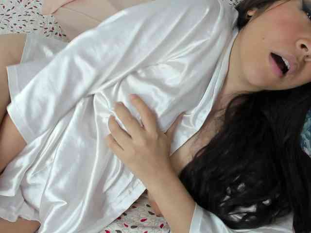 Brianna20 webcam