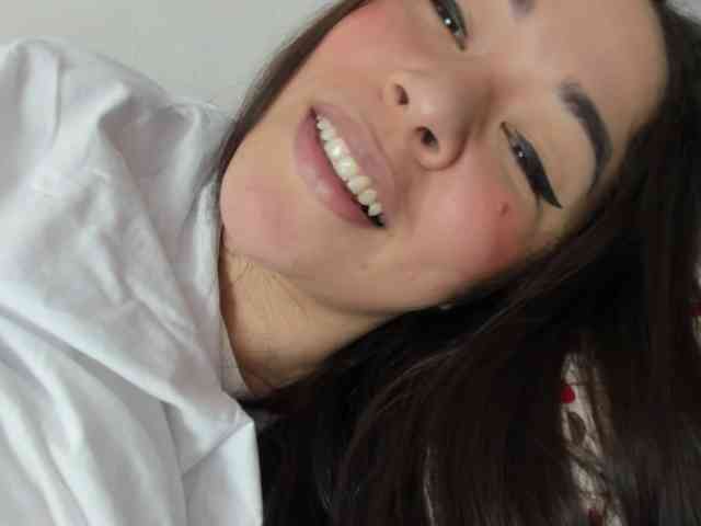 Brianna20 webcam