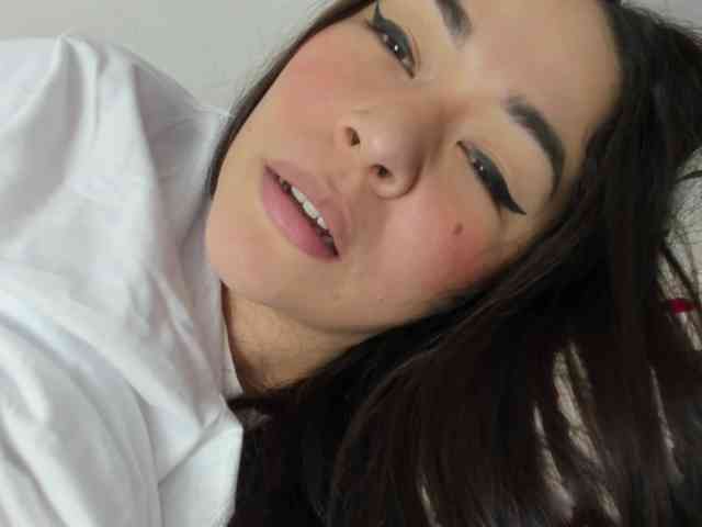 Brianna20 webcam