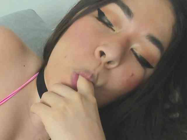 Brianna20 webcam