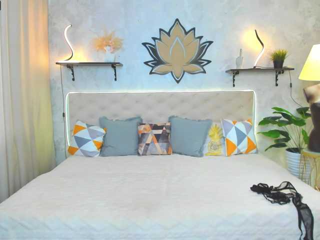 Bianka-strip's BongaCams show and profile