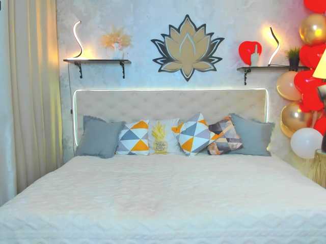 Bianka-strip's BongaCams show and profile