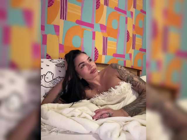 Bianka-strip's BongaCams show and profile