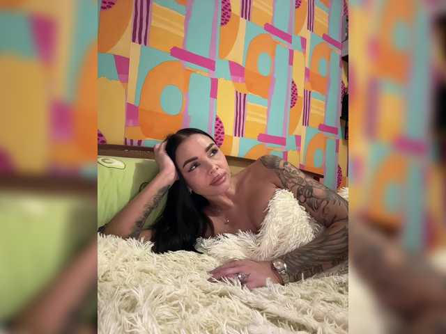 Bianka-strip's BongaCams show and profile