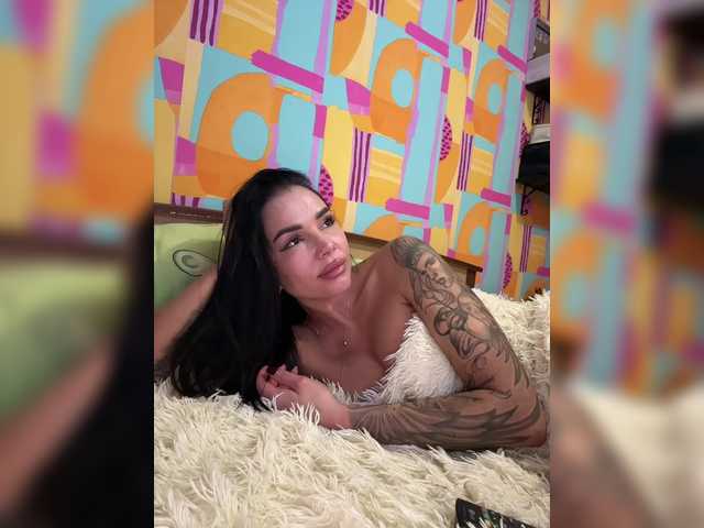 Bianka-strip's BongaCams show and profile