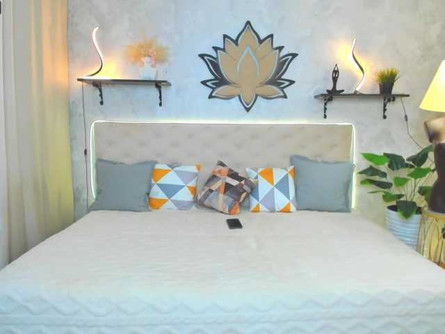 Bianka-strip's BongaCams show and profile