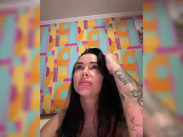 Bianka-strip Live Webcam on BongaCams