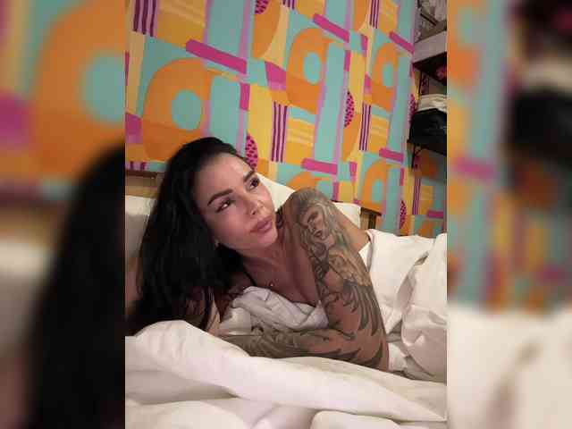 Bianka-strip Live Webcam on BongaCams