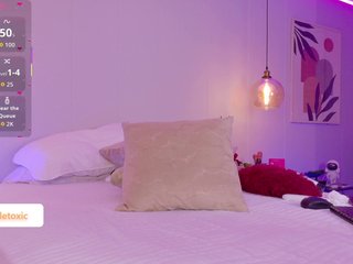 LittleToxic Porn Show