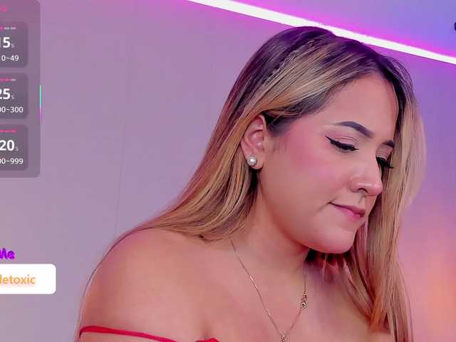 LittleToxic's BongaCams show and profile