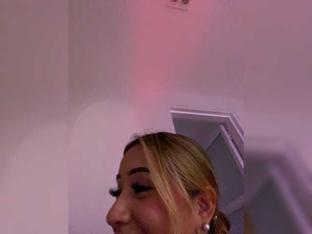 LittleToxic's BongaCams show and profile