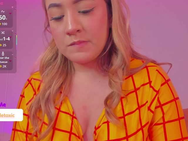 LittleToxic's BongaCams show and profile