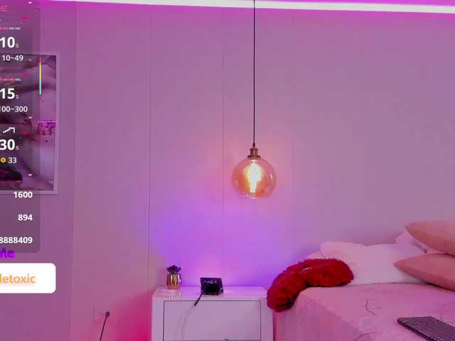 LittleToxic's BongaCams show and profile