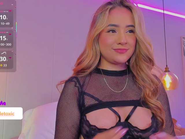 LittleToxic's BongaCams show and profile