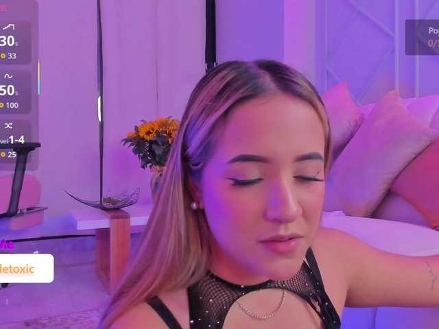 LittleToxic's BongaCams show and profile