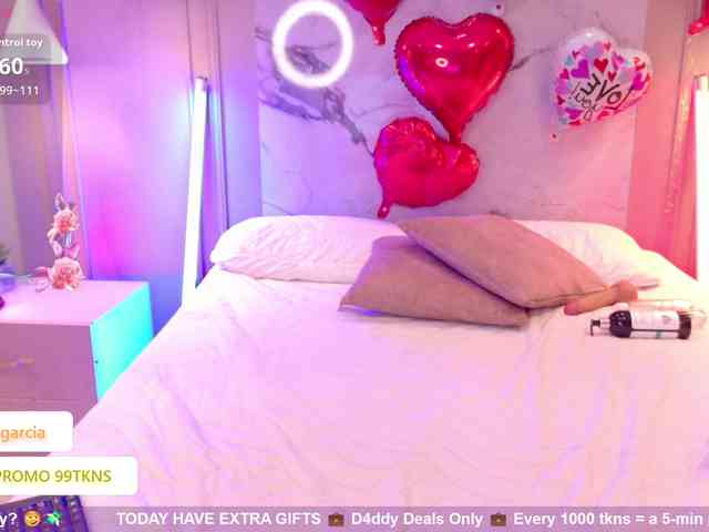 LittleToxic webcam