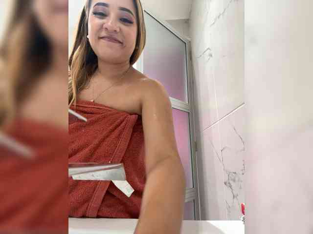 LittleToxic webcam