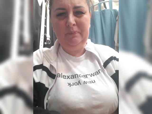 OlgaSaphire webcam