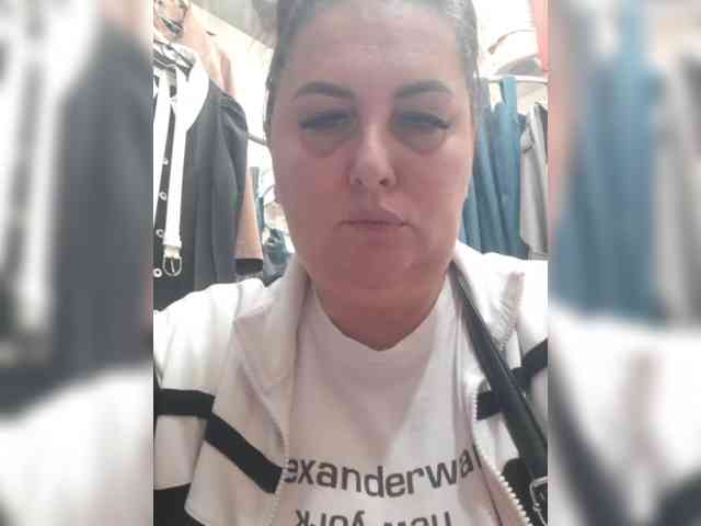 OlgaSaphire webcam